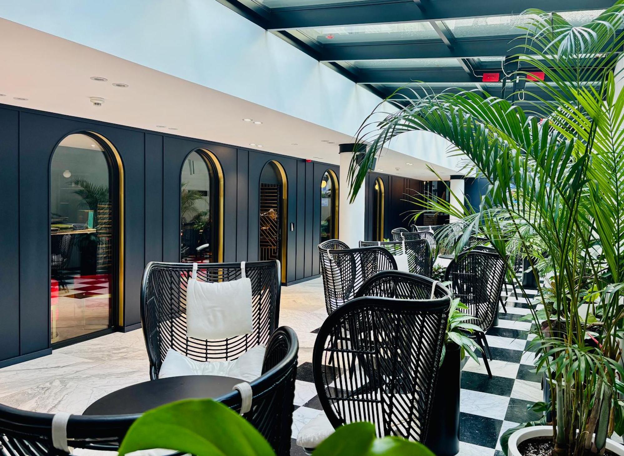 Hotel Ferreus Modern Art Deco — Foto 1